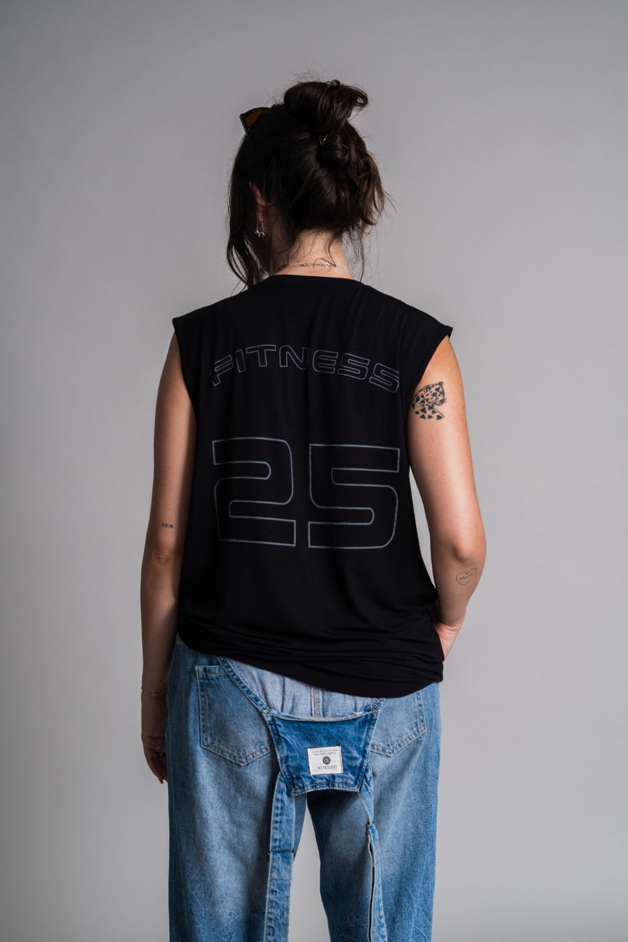 Unisex Apex Tank